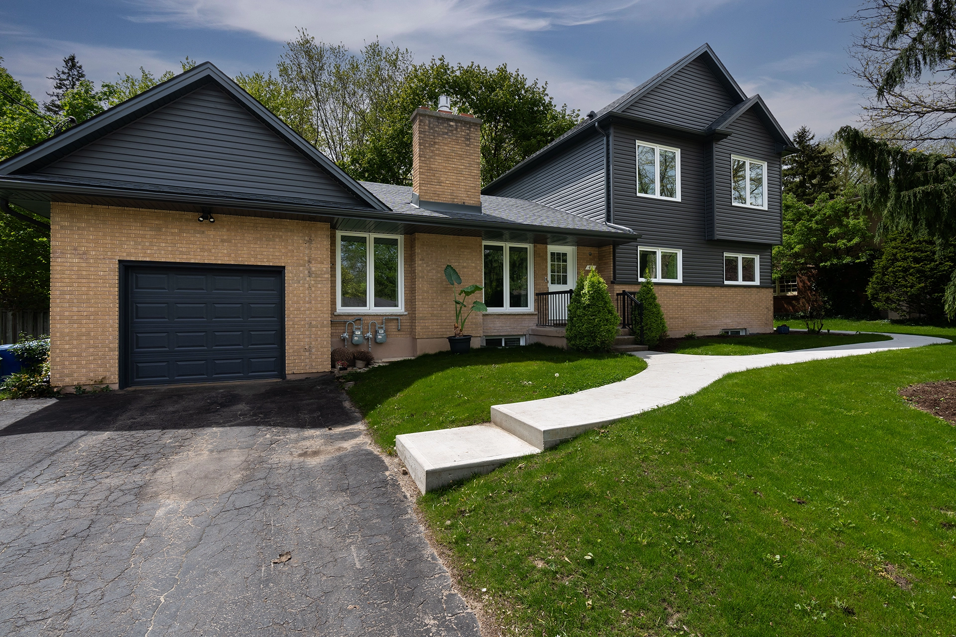 42 Bromleigh Ave-Exterior-7 copy